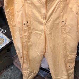 New Yellow Capris size 16